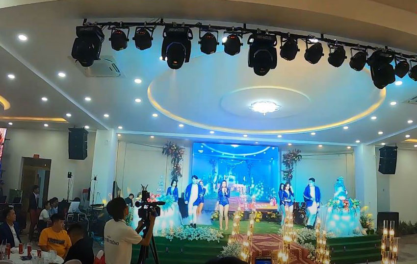 [S4] Dàn âm thanh đám cưới